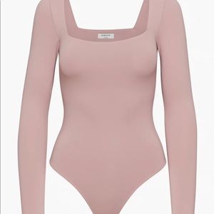Babaton Contour Longsleeve Bodysuit